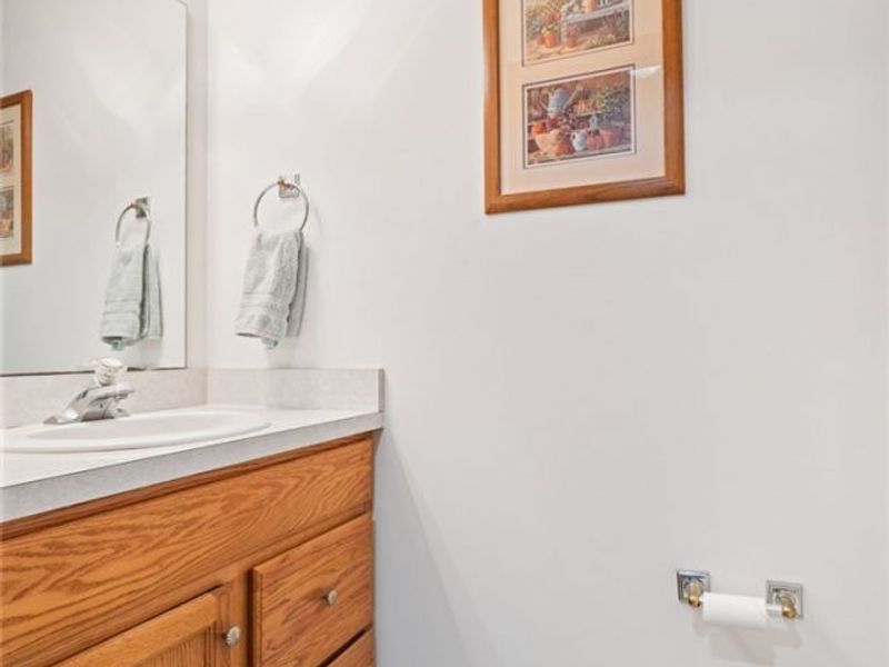 2186 Woodline Avenue SW, North Lawrence, OH 44666 Photo 18