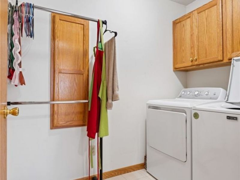 2186 Woodline Avenue SW, North Lawrence, OH 44666 Photo 19