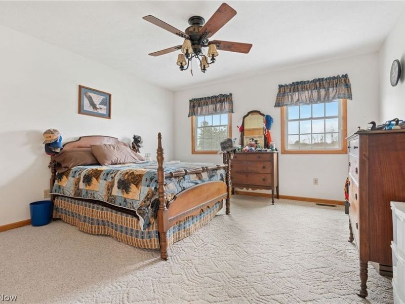 2186 Woodline Avenue SW, North Lawrence, OH 44666 Photo 28