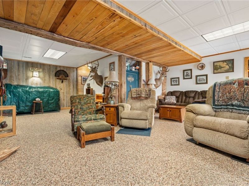 2186 Woodline Avenue SW, North Lawrence, OH 44666 Photo 29