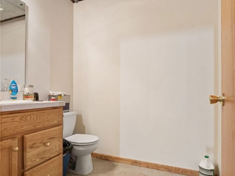 2186 Woodline Avenue SW, North Lawrence, OH 44666 Photo 35