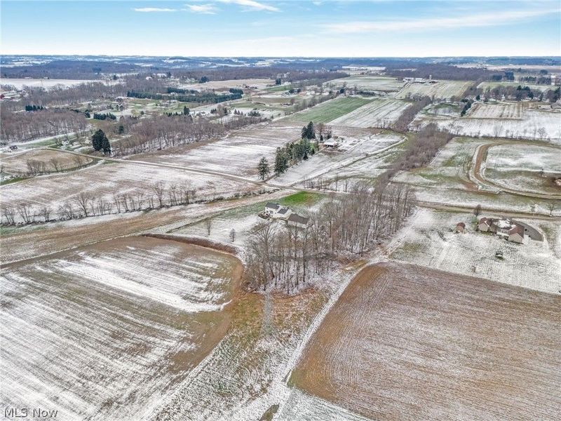 2186 Woodline Avenue SW, North Lawrence, OH 44666 Photo 50