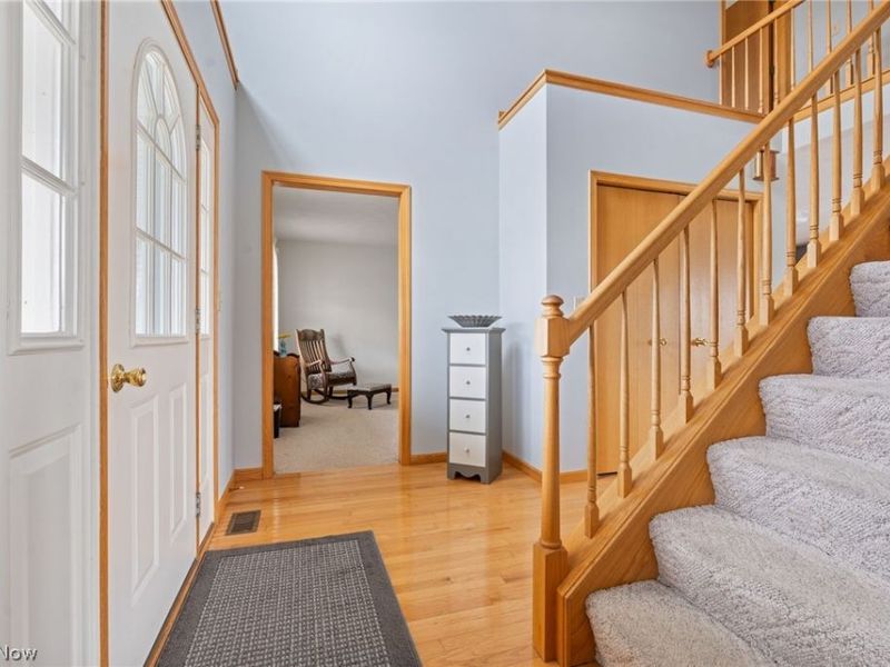 2186 Woodline Avenue SW, North Lawrence, OH 44666 Photo 9