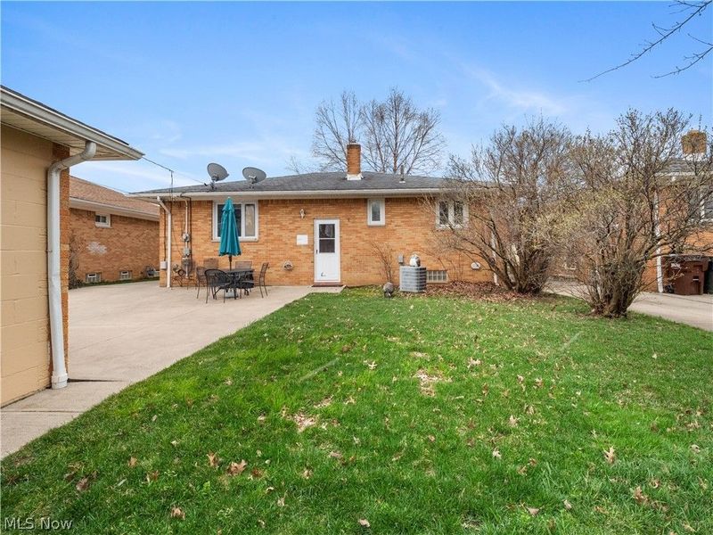 3406 Marioncliff Drive, Parma, OH 44134 Photo 3