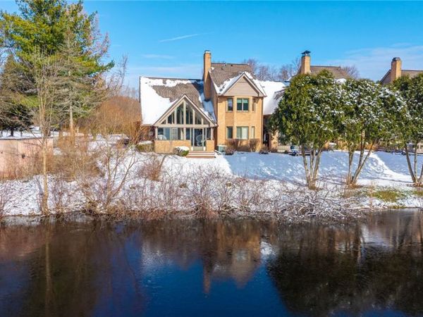1200 Fairway 18 Street , Macedon, NY 14502