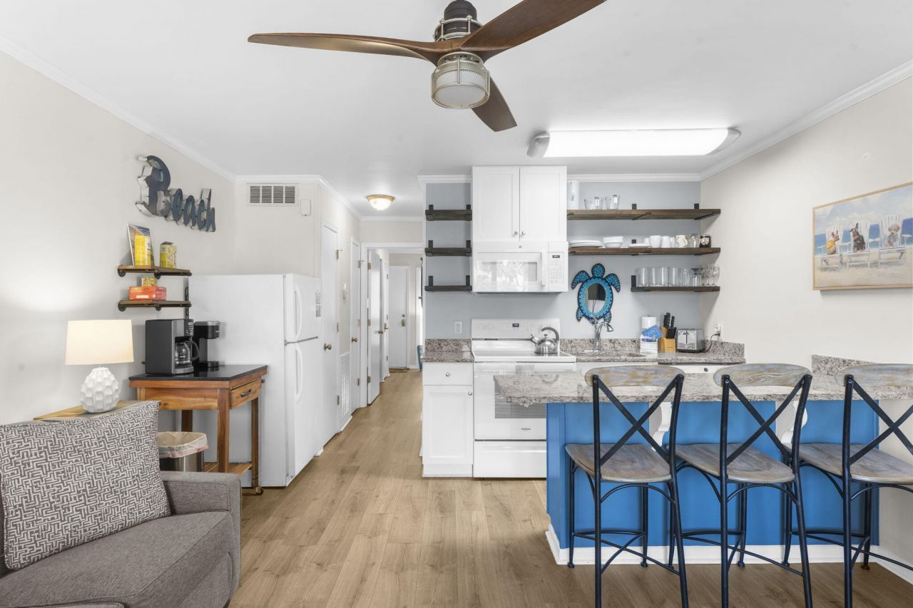 1300 Ocean Boulevard Photo 15