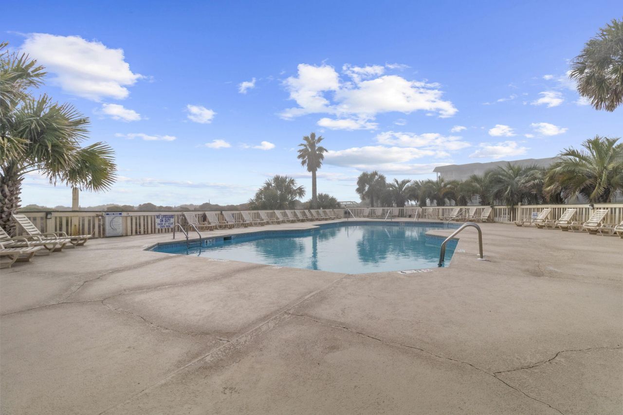 1300 Ocean Boulevard Photo 21