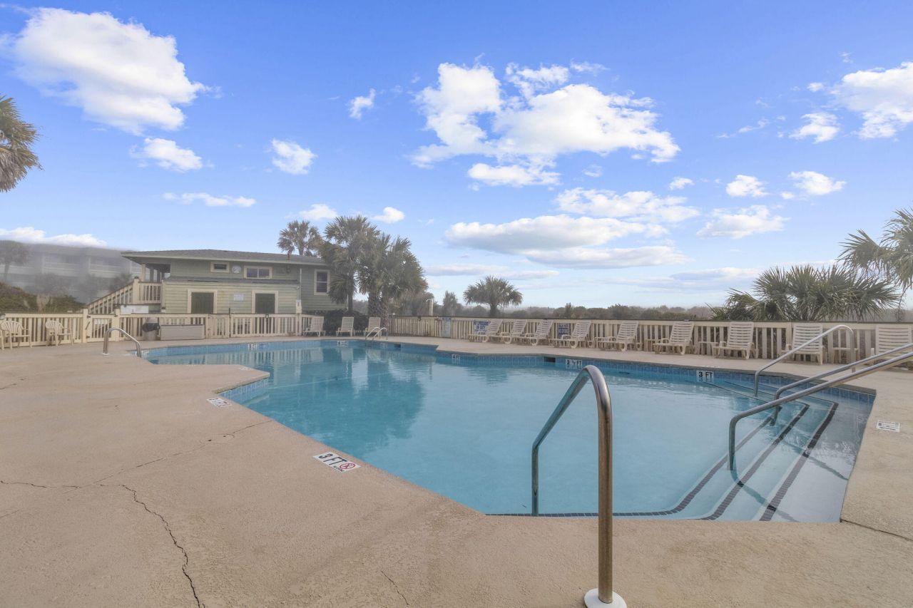 1300 Ocean Boulevard Photo 23