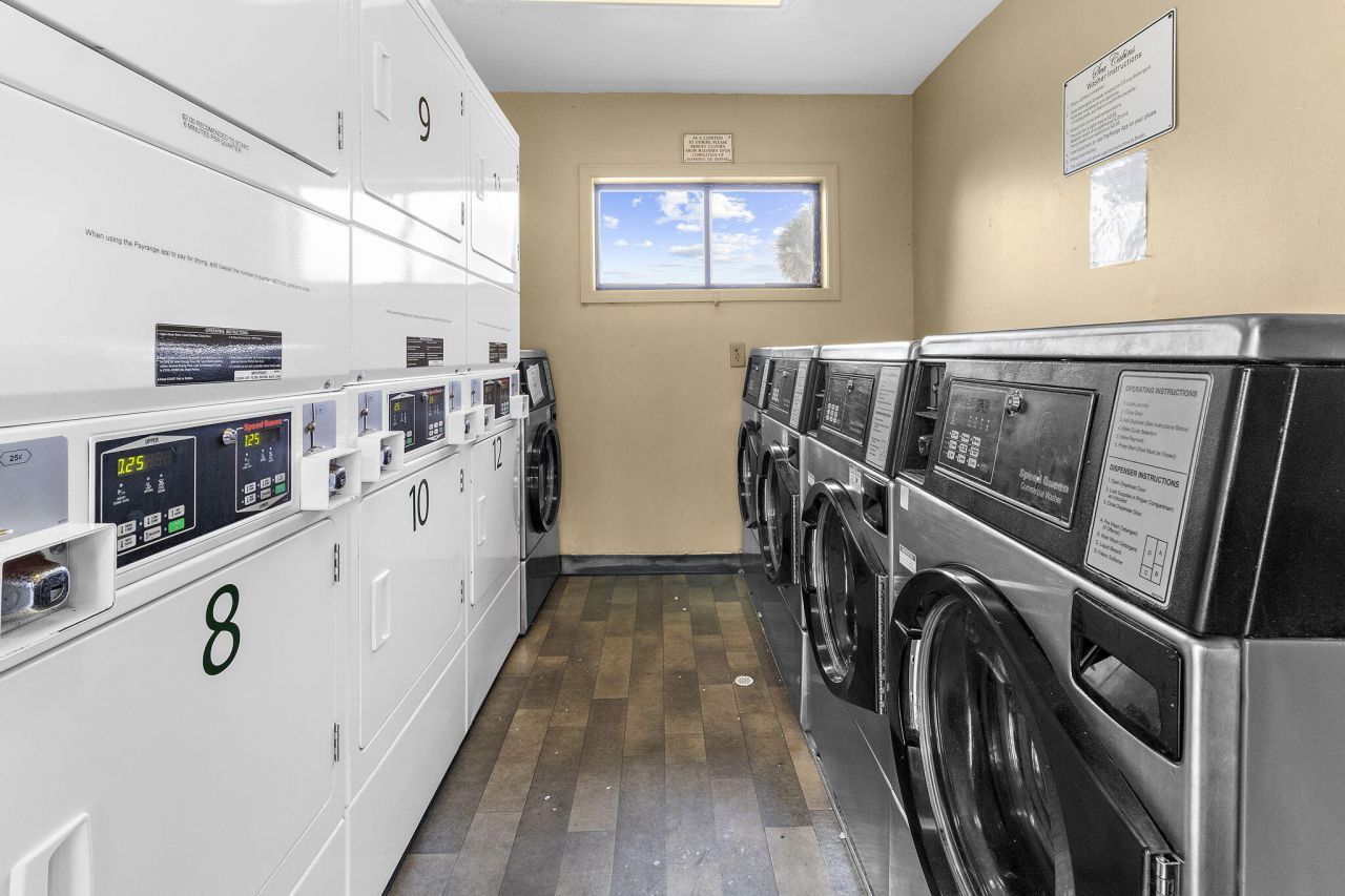 1300 Ocean Boulevard Photo 25