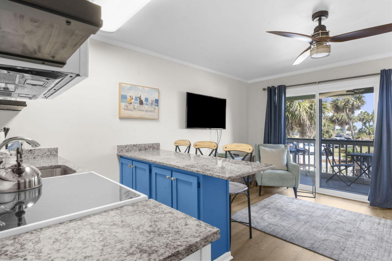 1300 Ocean Boulevard Photo 7