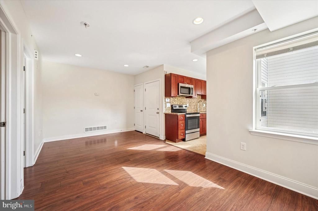 1421 N 18th Street, Philadelphia, PA 19121 Main Photo