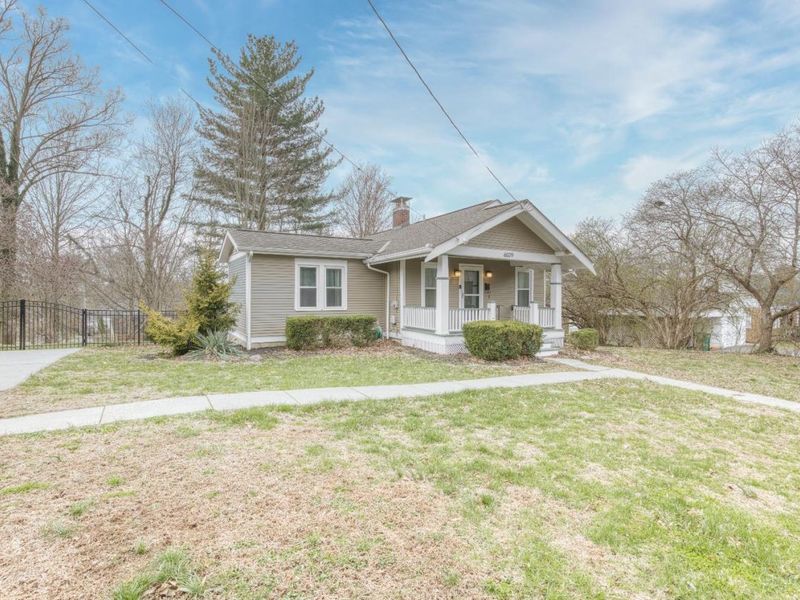 6029 Lockard Avenue, Cincinnati, OH 45230 Photo 2