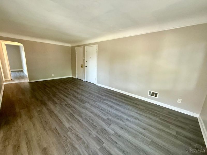 1639 Anita Place, Cincinnati, OH 45237 Photo 3