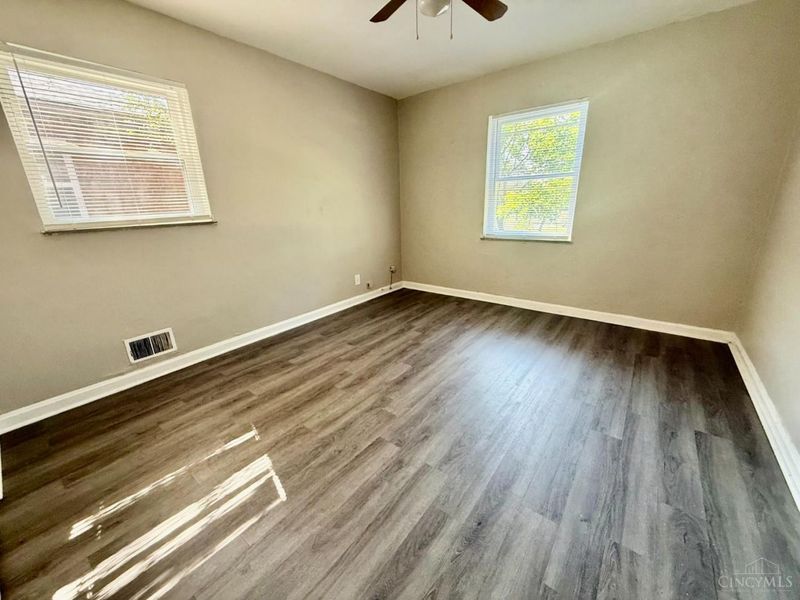 1639 Anita Place, Cincinnati, OH 45237 Photo 9