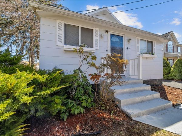 67 Ohio Avenue, Medford, NY 11763