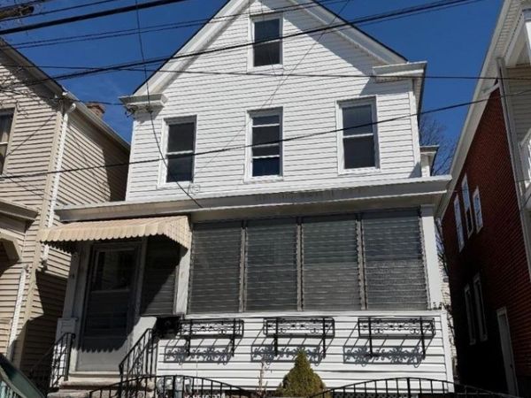 15 Cutler St, Clifton, NJ 07011