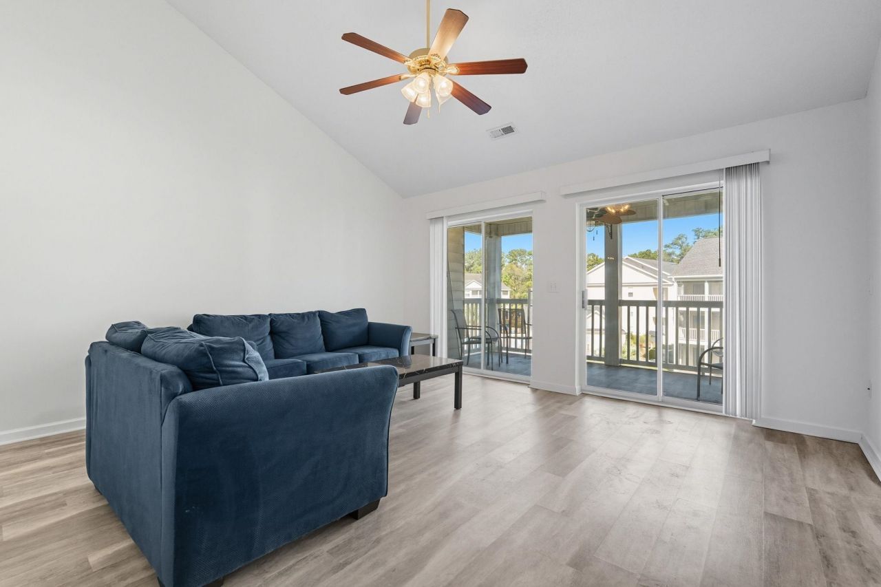 659 Woodmoor Circle Photo 10