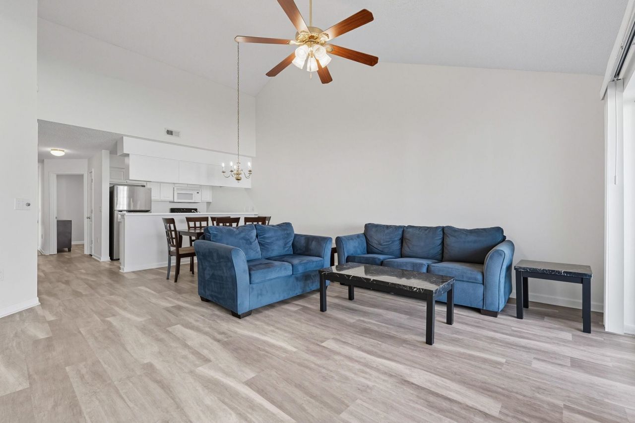 659 Woodmoor Circle Photo 11