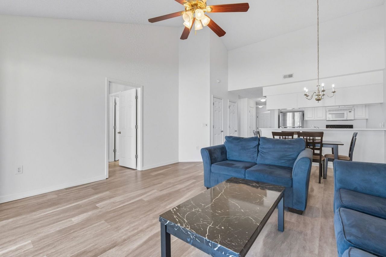 659 Woodmoor Circle Photo 12