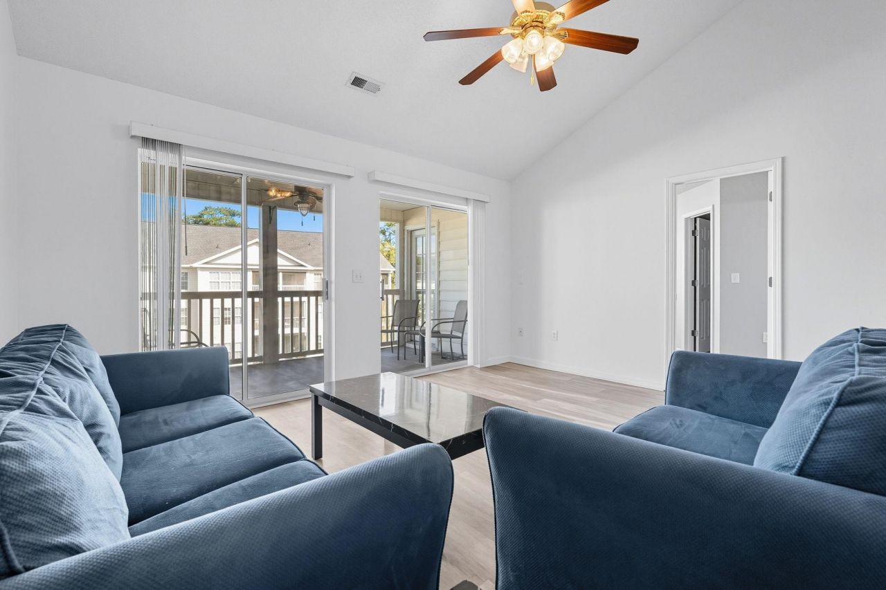 659 Woodmoor Circle Photo 13