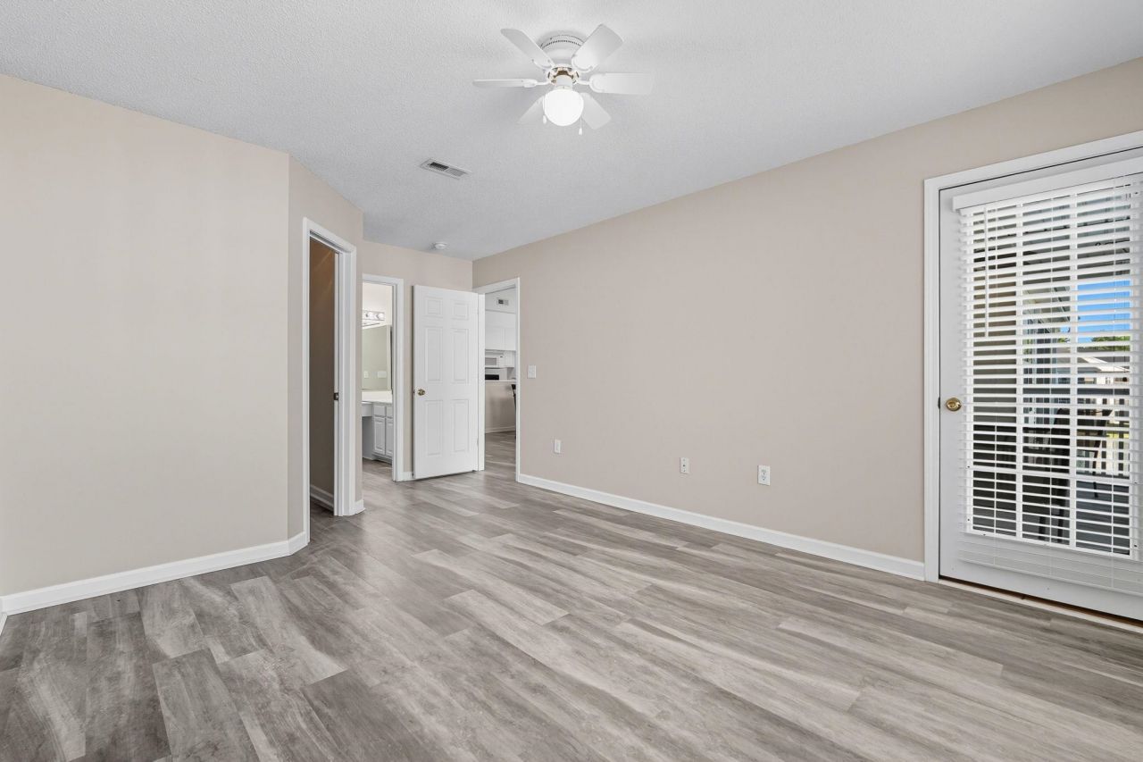 659 Woodmoor Circle Photo 16