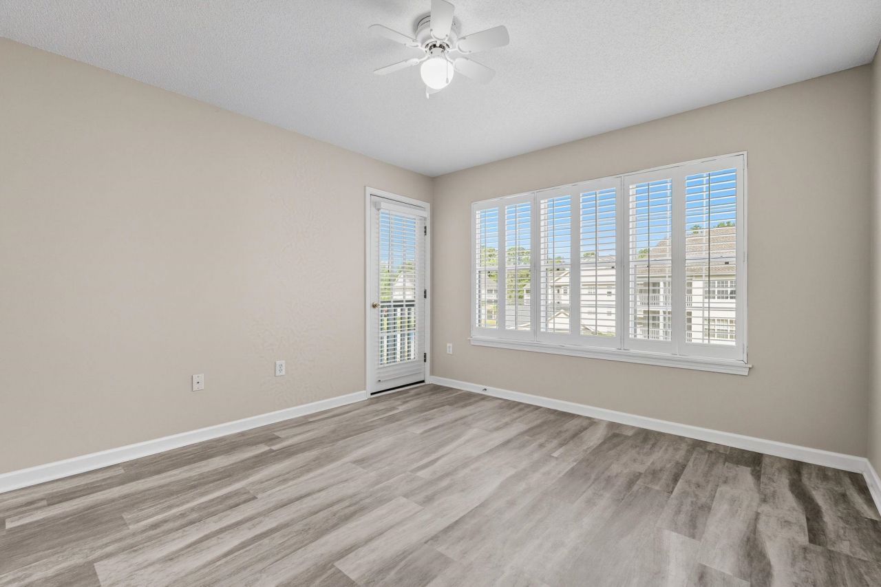 659 Woodmoor Circle Photo 17