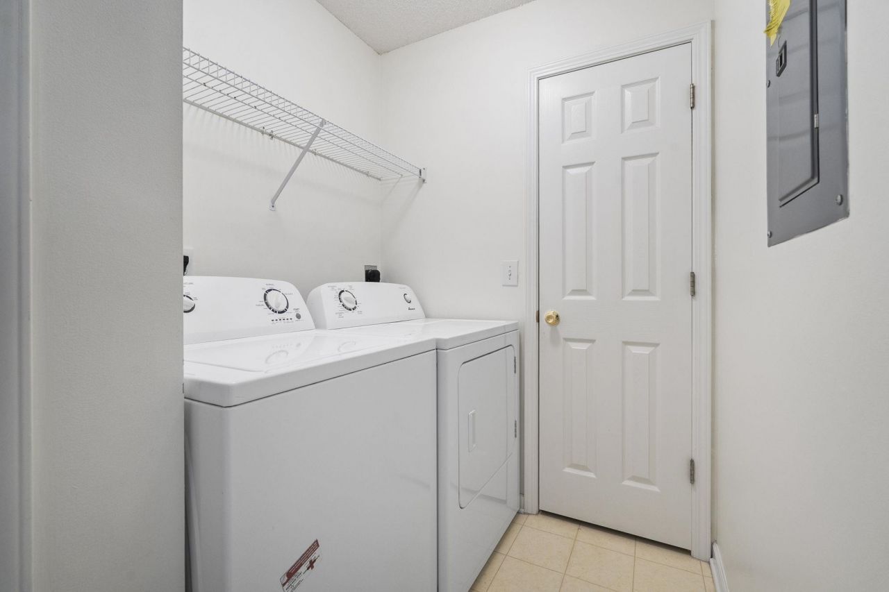 659 Woodmoor Circle Photo 22