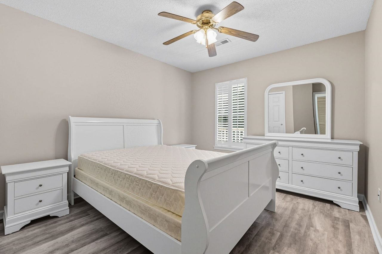 659 Woodmoor Circle Photo 24