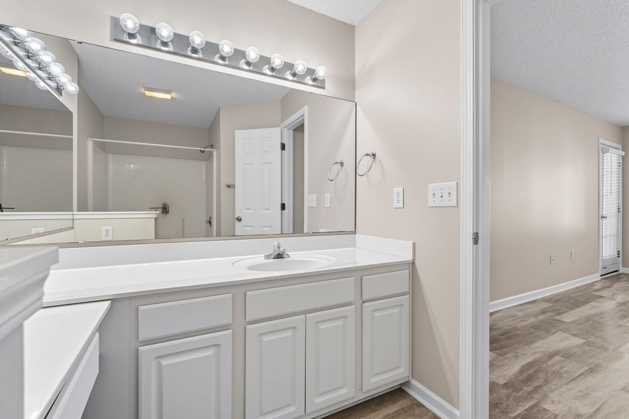 659 Woodmoor Circle Photo 29