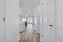 659 Woodmoor Circle photo 4