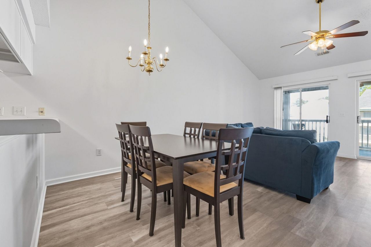 659 Woodmoor Circle Photo 8