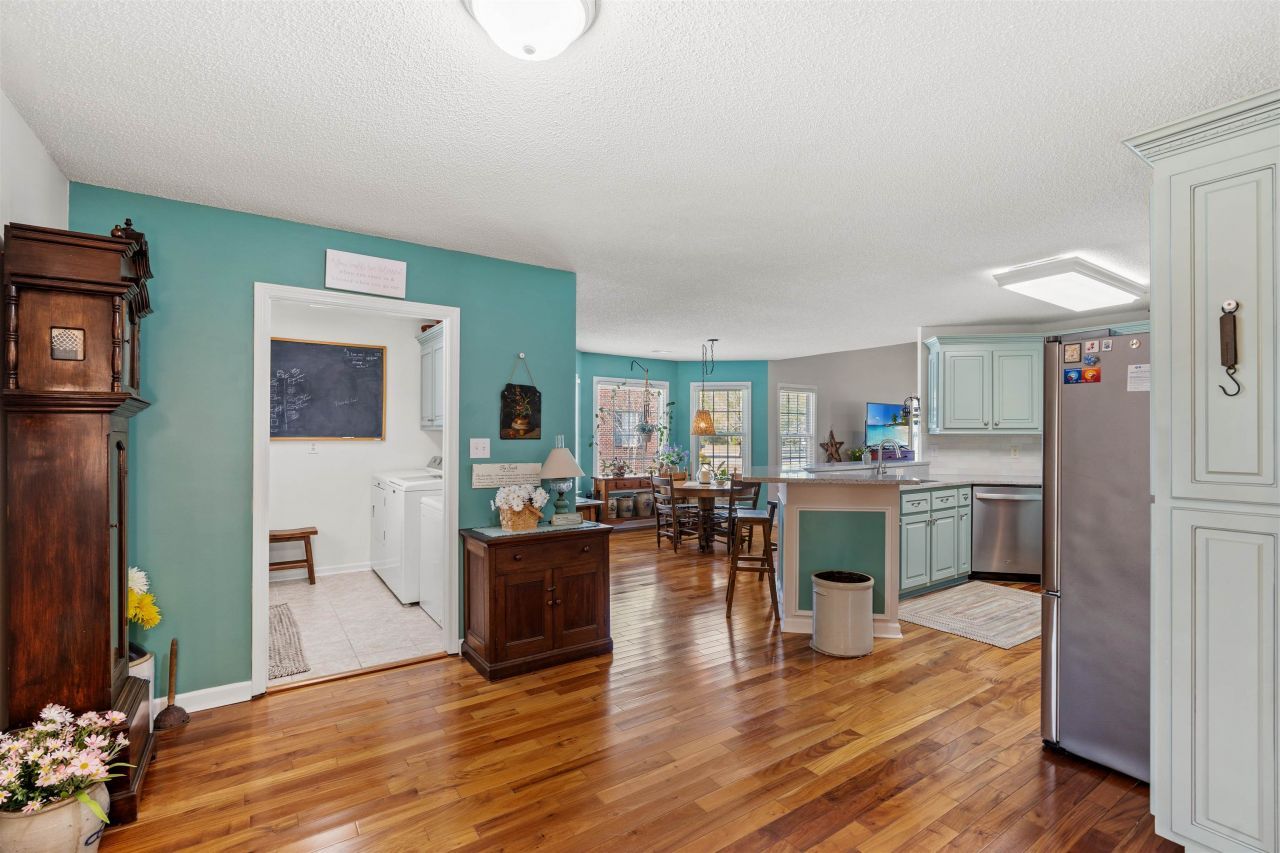 2109 Hidden Oak Dr. Photo 10