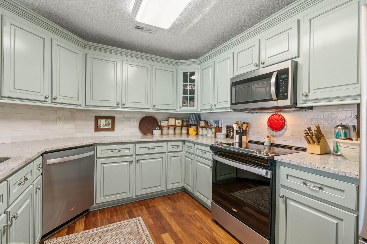 2109 Hidden Oak Dr. Photo 9