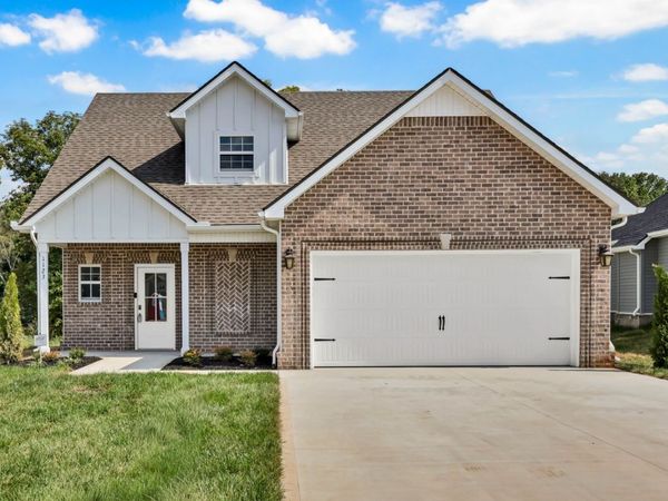 1123 Mourning Cloak Dr , Clarksville, TN 37043