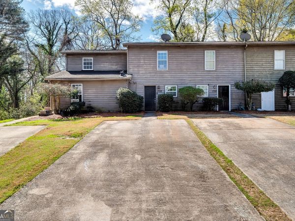 1722 Wynndowne Trail SE, Smyrna, GA 30080
