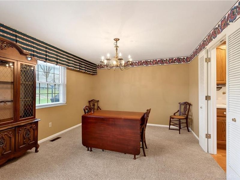 1547 Ambridge Road, Centerville, OH 45459 Photo 10