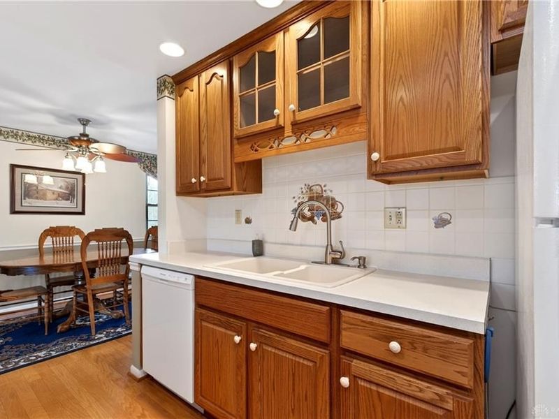 1547 Ambridge Road, Centerville, OH 45459 Photo 13