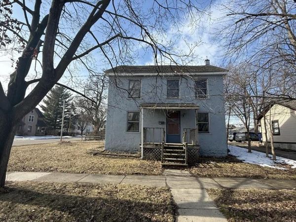 220 S Locust STREET, Janesville, WI 53548