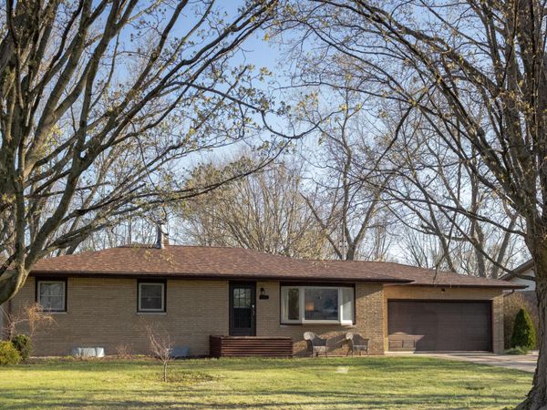 1829 Nash Drive, St. Joseph, MI 49085