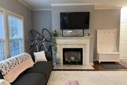 1202 Grove Park Drive photo 4