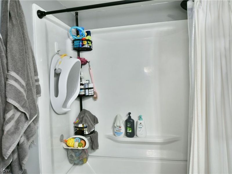 3040 N River Road NE, Unit H20, Warren, OH 44483 Photo 22