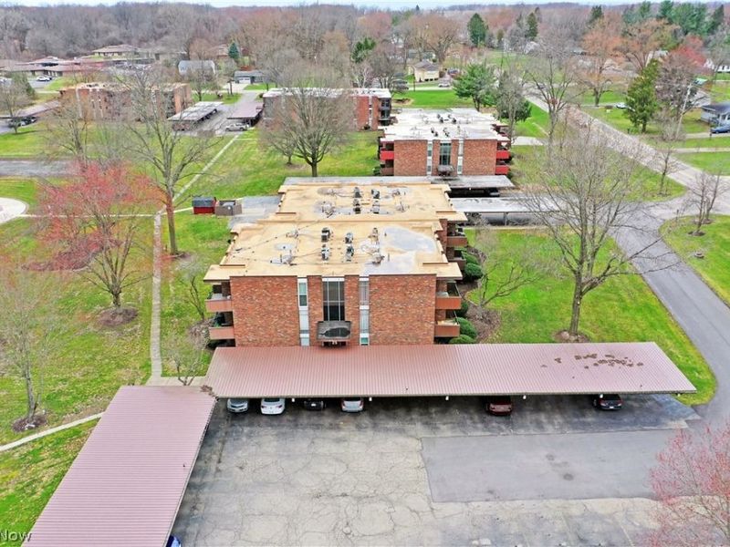 3040 N River Road NE, Unit H20, Warren, OH 44483 Photo 3