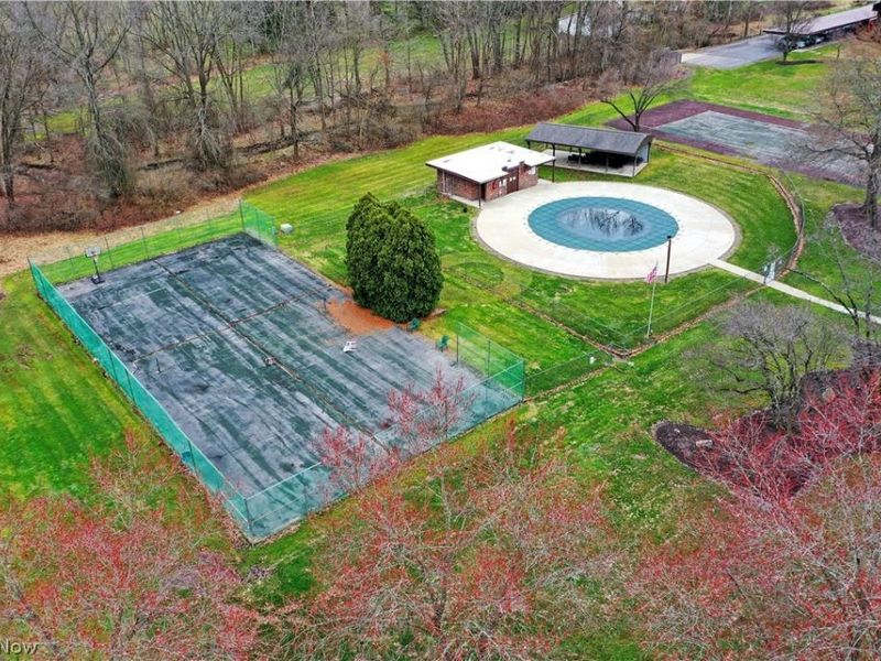 3040 N River Road NE, Unit H20, Warren, OH 44483 Photo 4