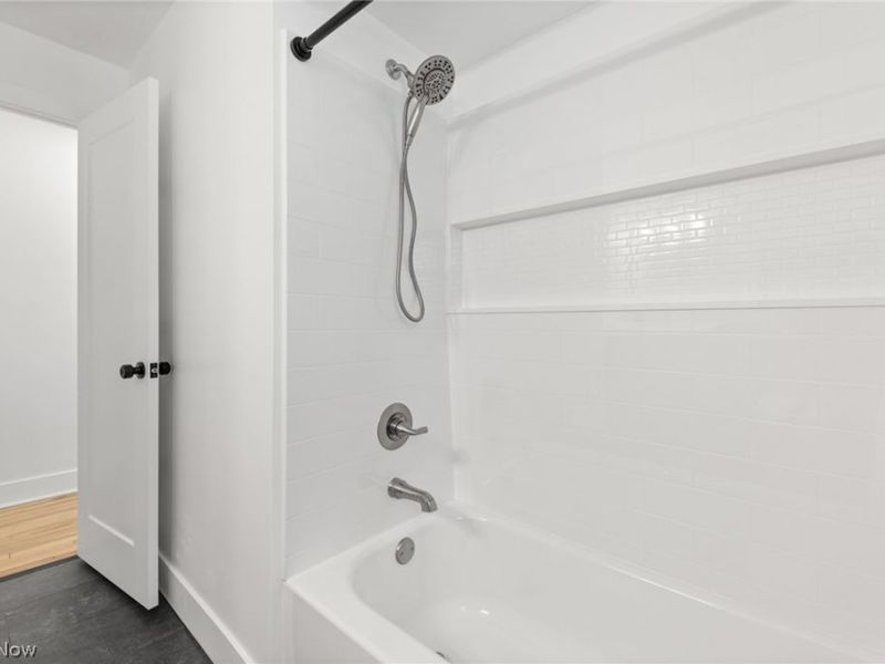 6486 Charles Road, North Olmsted, OH 44070 Photo 26