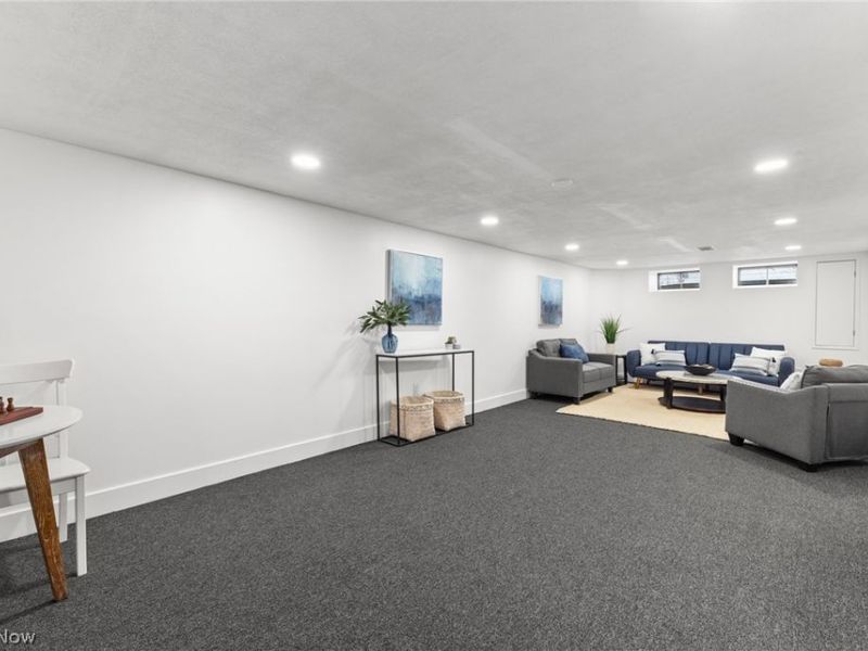 6486 Charles Road, North Olmsted, OH 44070 Photo 27