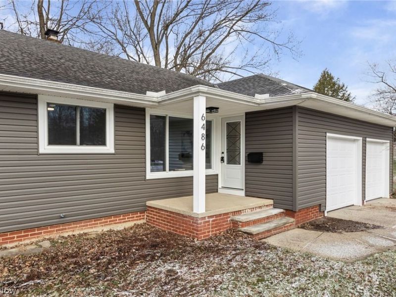 6486 Charles Road, North Olmsted, OH 44070 Photo 3