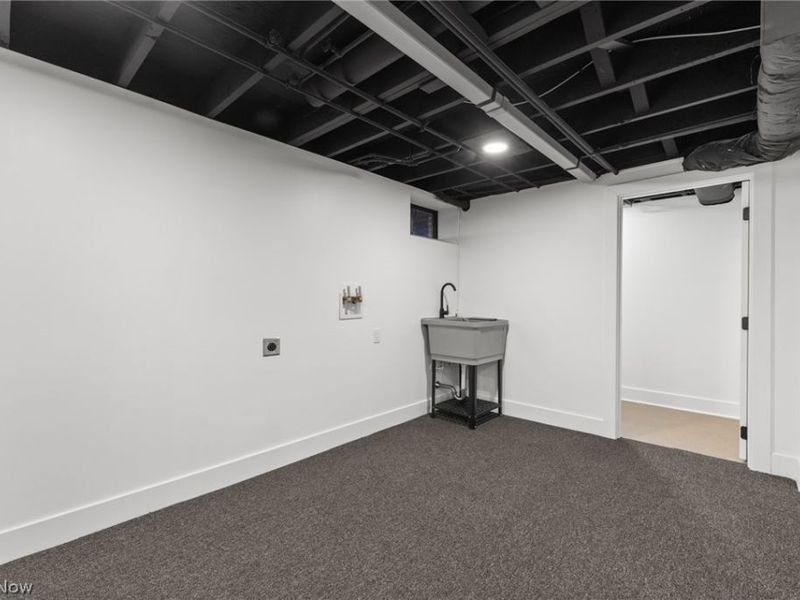 6486 Charles Road, North Olmsted, OH 44070 Photo 31