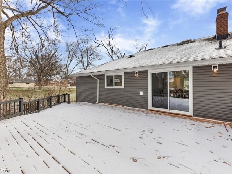 6486 Charles Road, North Olmsted, OH 44070 Photo 38