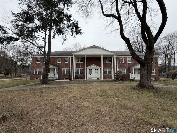 18 Bridge, Unit APT 2C, Naugatuck, CT 06770