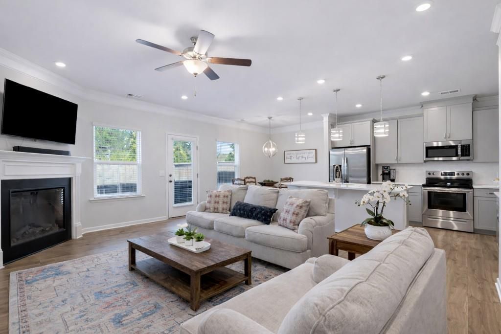 340 Crider Court, Woodstock, GA 30188 Main Photo